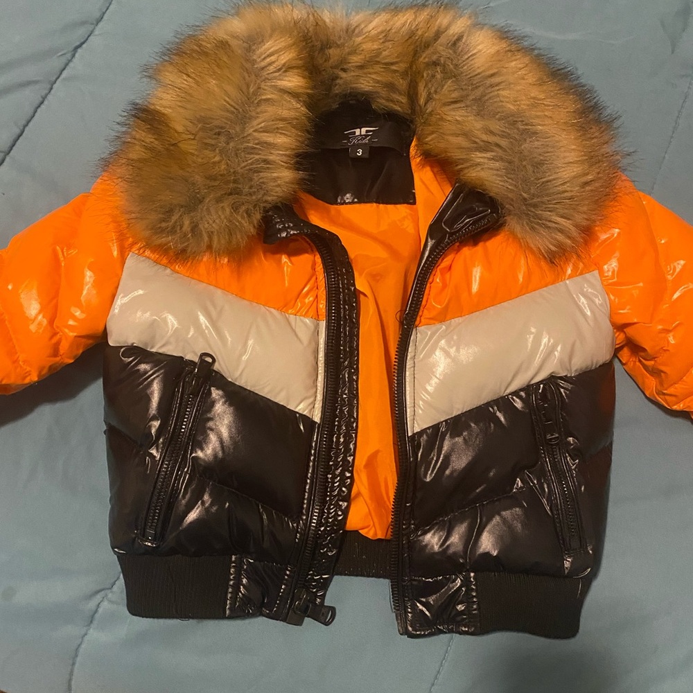 Boys size 3 (toddler) Jordan Craig puffer jacket